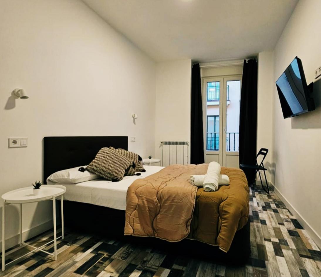 Andrea Granvia Hostal Madrid